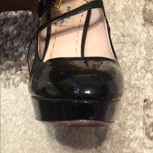 Miu Miu - Picture 5 of 9
